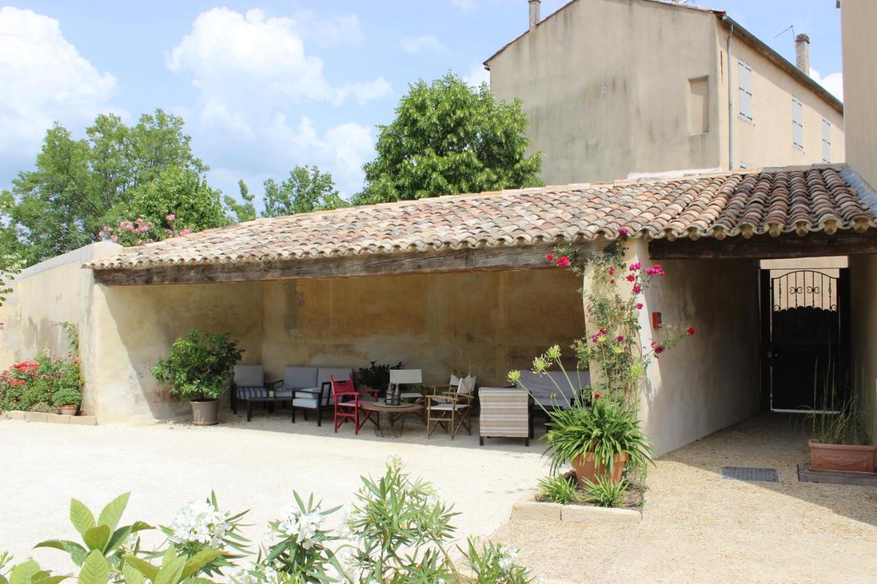 Entre Les Sorgues Ardoise Apartamento LʼIsle-sur-la-Sorgue Exterior foto